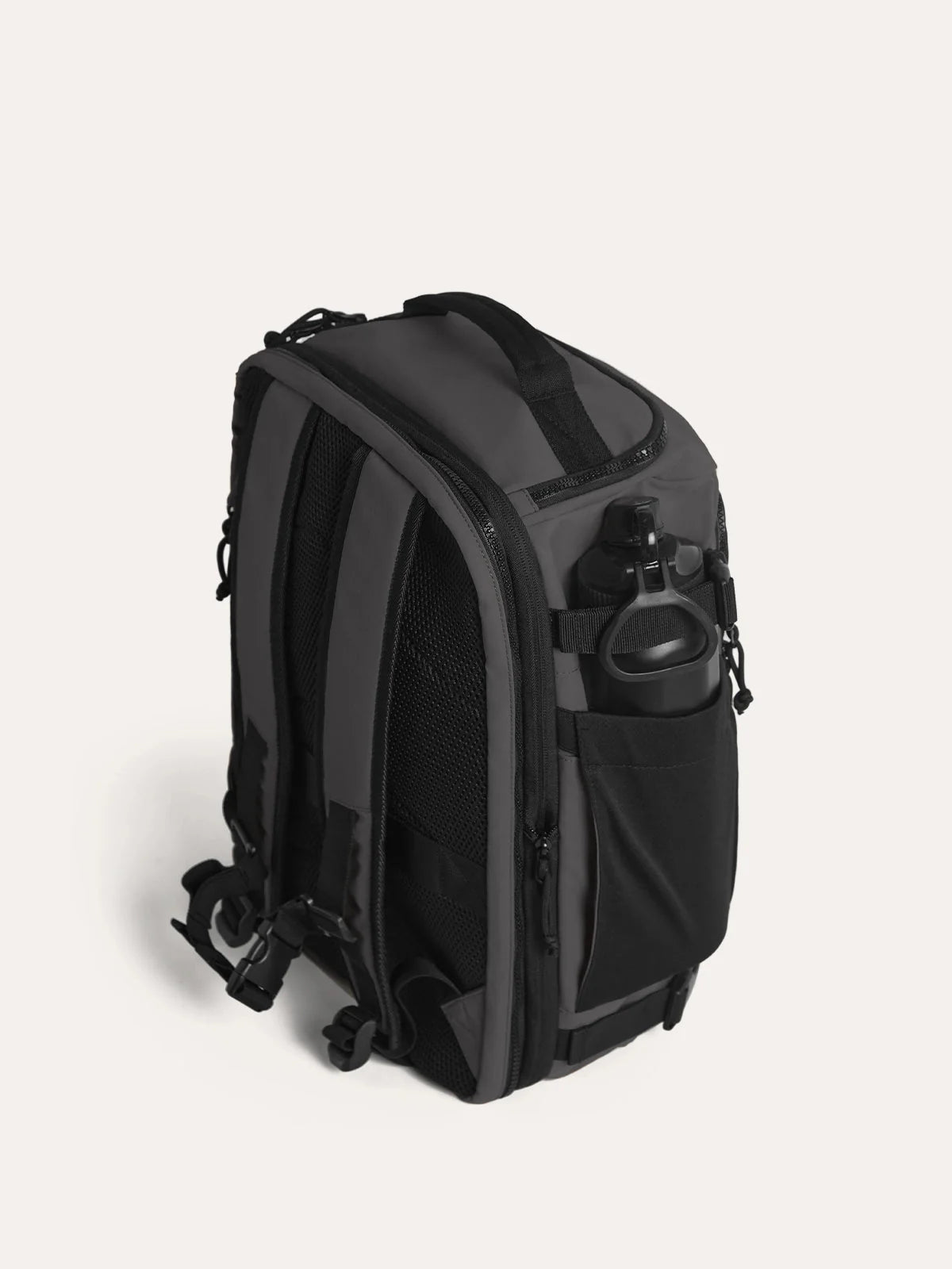 Blast 38L Mesh Travel Backpack