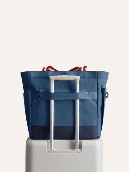Advantage 25L Tennis Tote