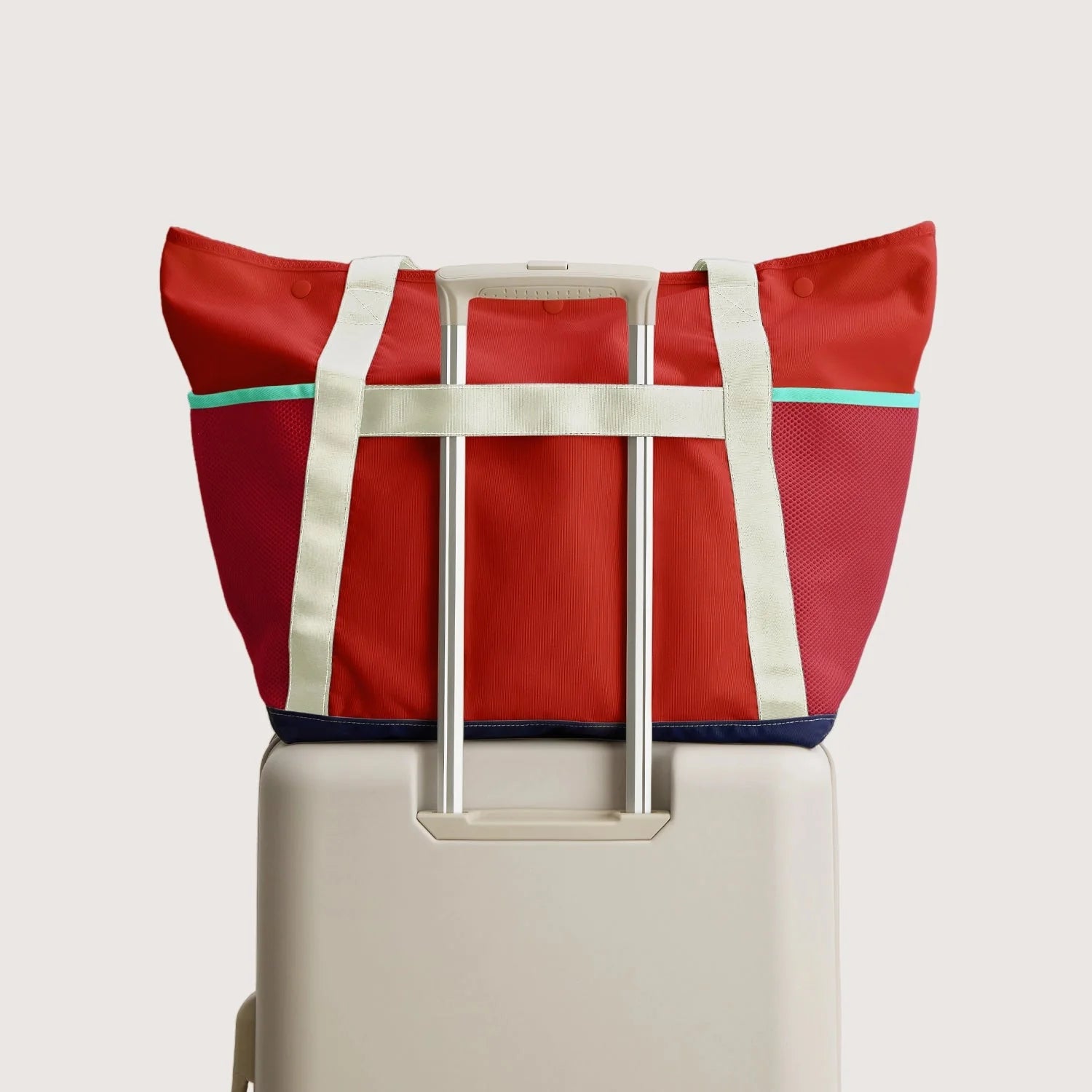 Coast 40L Tote