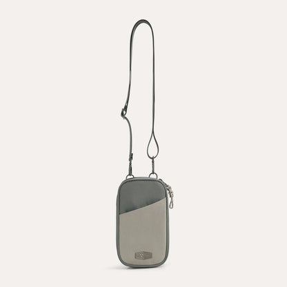 (FREE GIFT)Crush Passport Holder