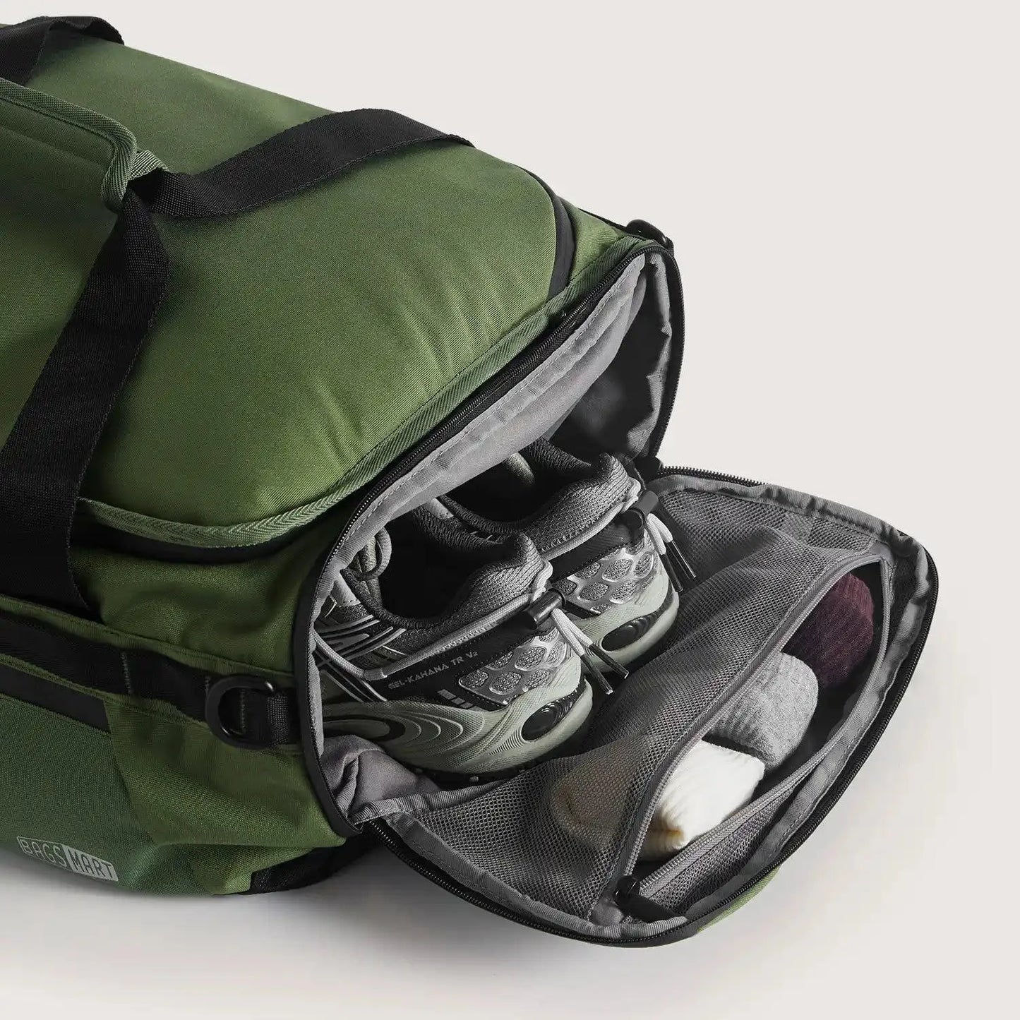 (FREE GIFT) Paz 43L Duffle Backpack